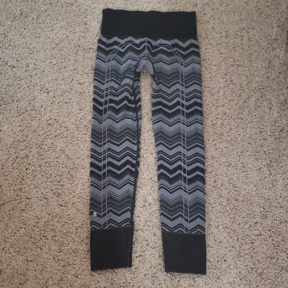 Lululemon - Picture 3 of 4